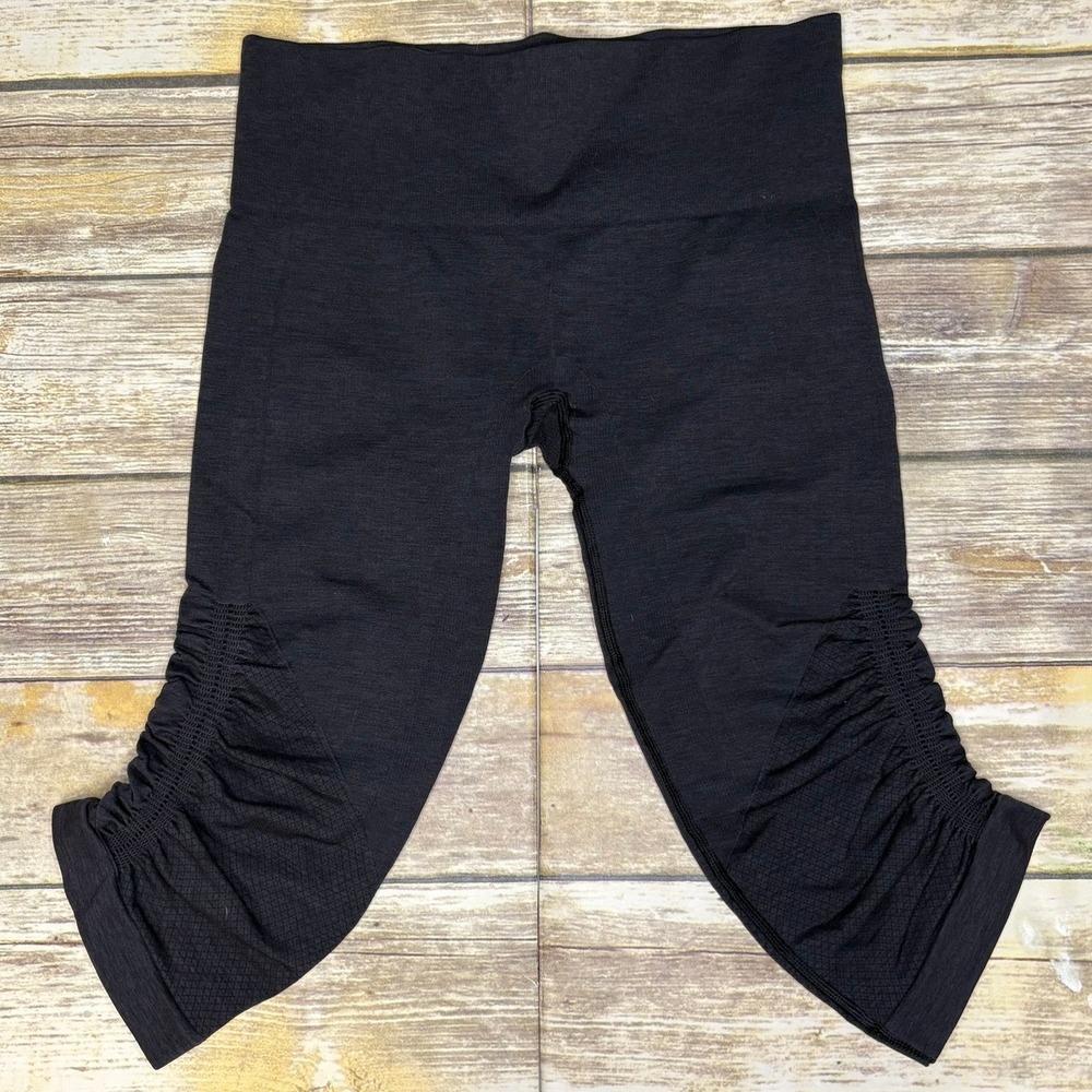 Lululemon In The Flow Ruched Stretch Black Crop Leggings Activewear Womens Sz S